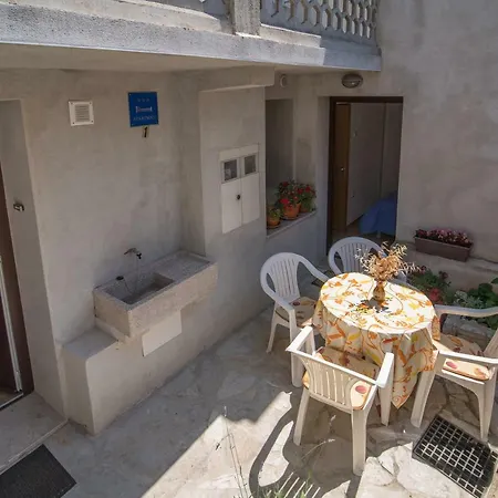 Andrija Appartement Vrbnik (Primorje-Gorski Kotar)