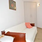 Andrija 아파트